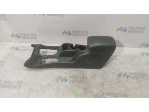1AZ411DHAB (JEEP) Консоль центральная подлокотник под МКППJeep Cherokee 01-07