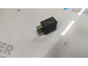 4671168 (JEEP) Реле фарJeep Grand Cherokee 98-04 Jeep Grand Cherokee 05-10