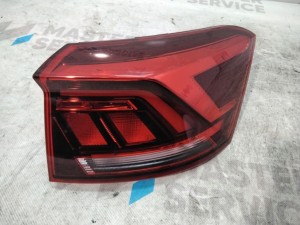 2GA945096D (VW) Ліхтар зовнішній правий LED Європа