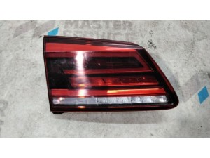510945093N (VW) Фонарь внутренний левый LED Европа