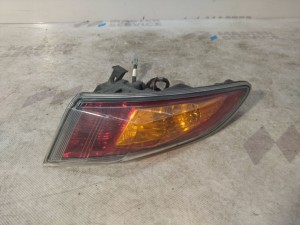 33501SMGE04 (HONDA) Фонарь наружный правый Европа -09