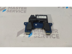 1121700-00-C (TESLA) Блок электронный управления USB в консоль задний Type-ATesla Model 3 18-23