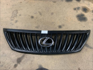 531010E030 (LEXUS) Решітка радіатора 07-