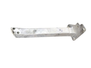 68320328AD (JEEP) Кронштейн лонжерона переднего правого 18-Jeep Cherokee 13-23