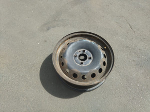 DSKKL00001 (RENAULT) Диск колесный металлический R15 5.5J/4*100/-/60.1Renault Sandero 07-13