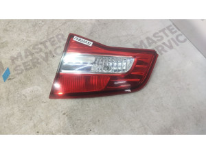 26550JY05A (RENAULT) Фонарь внутренний правый