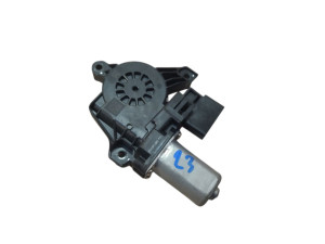 67625A18F13 (BMW) Моторчик стеклоподъемника передний левыйBMW X1 U11 22-