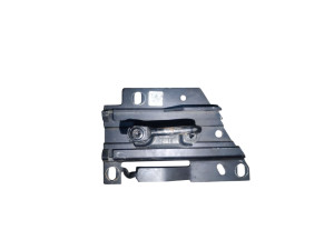 8W0823186E (AUDI) Ответная часть замка капота праваяAudi A5 16- Audi A4 15-