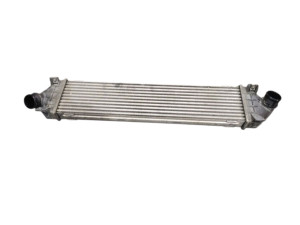 LR031466 (LAND ROVER) Радіатор інтеркулераFord Focus II 04-11 Volvo XC70 07-16 Range Rover Evoque 11-19