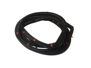 LJ8Z5820530B (FORD) Уплотнитель двери передней правойFord Mustang Mach-E 20-