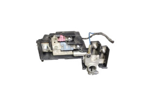 8W1915459 (AUDI) Блок предохранителей моторный отсек АКБAudi A5 16- Audi A4 15-