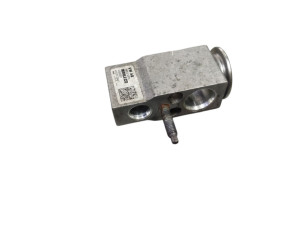 8W0816679 (AUDI) Розширювальний клапан ТРВAudi A6 18- Audi A4 15- Audi Q5 16-