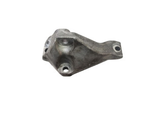 13517804376 (BMW) Кронштейн ТНВД 2.0TDI 16VBMW 5 E60-61 03-10 BMW X1 E84 09-15 BMW 1 E81-88 04-11