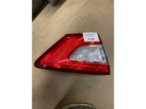 DS7Z13405A (FORD) Фонарь внутренний левый седан