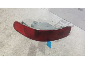 8355A004 (MITSUBISHI) Фонарь в бампер задний правый