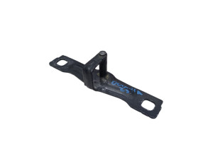 8V0827507H (AUDI) Ответная часть замка крышки багажникаVW Transporter T6 16- Audi Q3 18- Skoda Rapid 13-19