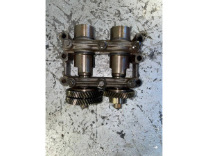 8200498125 (RENAULT) Блок балансирных валов