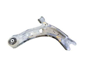 5WA407152A (SKODA) Рычаг передний правыйSEAT Leon 20- SEAT Leon 12-20 Skoda Octavia A8 20-