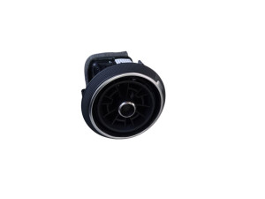 81A820901A (AUDI) Дефлектор торпедо центральныйAudi Q2 16- Audi A3 12-22
