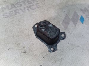 7283165D10 (SUZUKI) Кронштейн запасного колесаSuzuki Grand Vitara 98-05