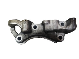 9673585780 (PEUGEOT) Кронштейн подушки двигателя правый 1.6HDI 8V, 1.5HDI 16VPeugeot 308 (T9) 13- Citroen C4 Picasso 13-18 Citroen Berlingo 18-