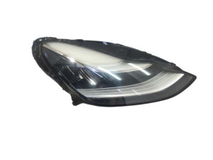 107737650B (TESLA) Фара правая FULL LED GLOBAL -20Tesla Model 3 18-23