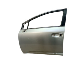 6700205070 (TOYOTA) Дверь передняя леваяToyota Avensis 09-18