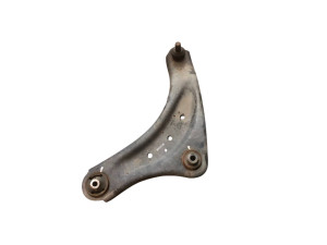 545014DA0A (NISSAN) Рычаг передний левый нижнийNissan Tiida 11- Nissan Leaf 10-17 Nissan Juke 10-19