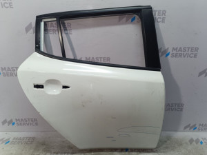 821003NF0A (NISSAN) Дверь задняя правая 13-