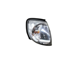 261300X001 (NISSAN) Поворотник правый 96- светлыйNissan Terrano R20 93-06