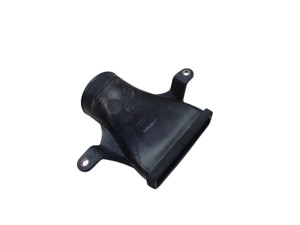 1376554P00 (SUZUKI) Воздухозаборник КВФ 1.6MPI 16V, 1.0T-GDI 12VSuzuki Vitara 15-