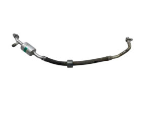 924546917R (RENAULT) Трубка кондиционераRenault Sandero 13-