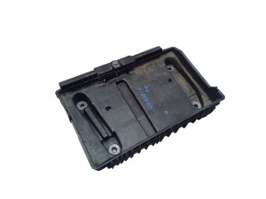 A2056200018 (MERCEDES-BENZ) Полка аккумуляторнаяMercedes-Benz C-Class W205 14-21