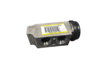 976262Y000 (KIA) Расширительный клапан ТРВHyundai Tucson (IX35) 09-16 Hyundai IX35 13-15 Kia Sportage 10-15