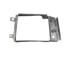 215582977R (RENAULT) Дефлектор радиатора интеркуллера 1.5DCI 8VRenault Sandero 13- Renault Logan 13- Dacia Logan 12-22
