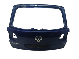 7L6827025AS (VW) Крышка багажника -08