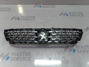 98135663XT (PEUGEOT) Решетка радиатора