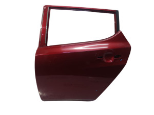 821015SF0A (NISSAN) Дверь задняя левая