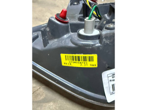 265505HA1A (NISSAN) Фонарь внутренний правый -16
