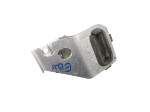 A0995013600 (MERCEDES-BENZ) Кронштейн радиатора инвертора левый нижнийMercedes-Benz EQE 22-