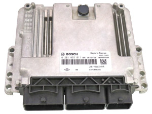 237107632R (RENAULT) Блок электронный управления двигателем 1.5DCI 8VRenault Duster 10-18 Renault Megane III 09-16 Dacia Duster 10-17