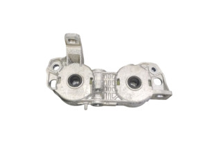 A2978306702 (MERCEDES-BENZ) Кронштейн компрессора кондиционера левыйMercedes-Benz EQE 22-