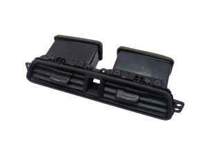 687505SK0B (NISSAN) Дефлектор торпедо центральныйNissan Leaf 18-