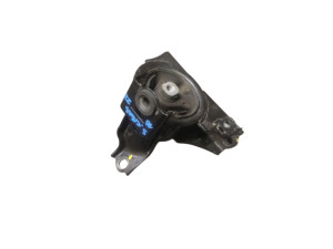 1162062M00 (SUZUKI) Опора двигателя левая под МКПП 1.6DdiS 16VSuzuki Vitara 15- Suzuki SX4 S-Cross 14-21