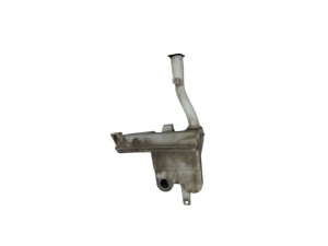 853150K010 (TOYOTA) Бачок омывателяToyota Hilux 05-16
