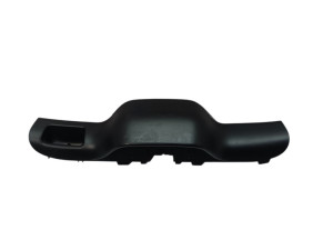 1749980 (FORD) Карта крышки багажника средняяFord Kuga 08-13