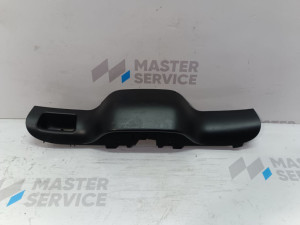 1749980 (FORD) Карта крышки багажника средняя