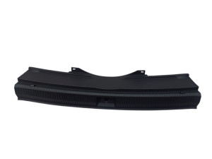 571863459 (VW) Накладка порога багажника внутренняяVW Tiguan 23-