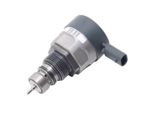 0281008290 (BOSCH) Регулятор давления топливаBMW X1 U11 22-