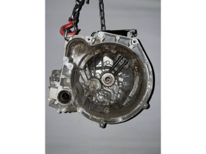 8A6R7002FL (FORD) КПП 5 ступ гидр нажим центр 1.6TDCI 16V